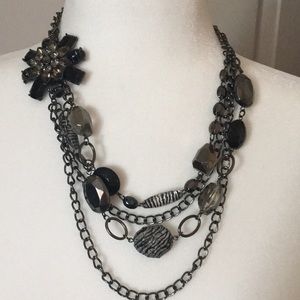 Stately multi layered necklace